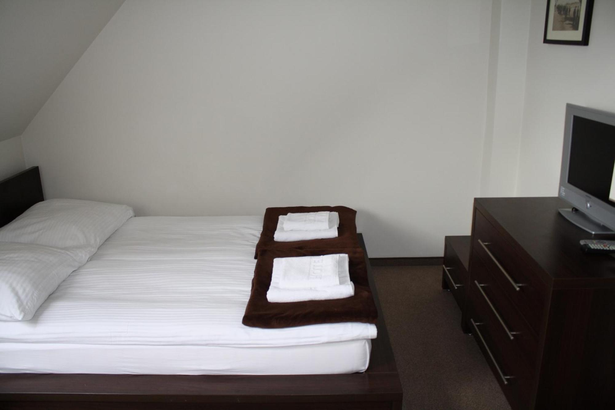 Hotel Marina Gorklo - Zurawi Kat Camera foto
